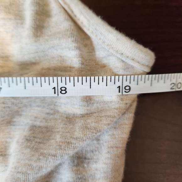 Pebble and Stone Sleeveless Crop Top - Picture 7 of 9